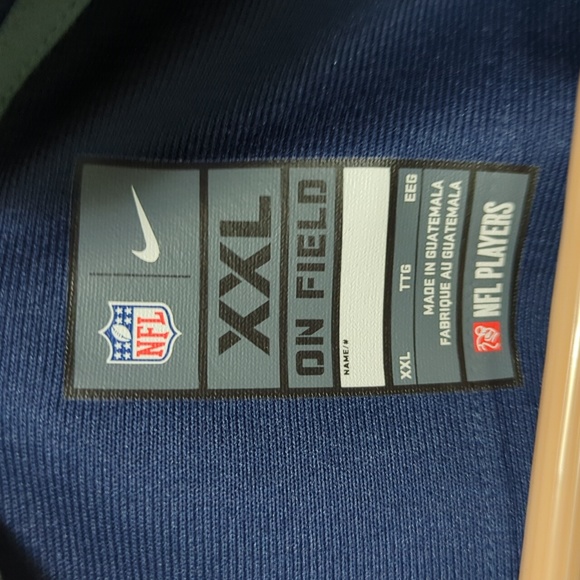 Seahawks jersey - Picture 3 of 4